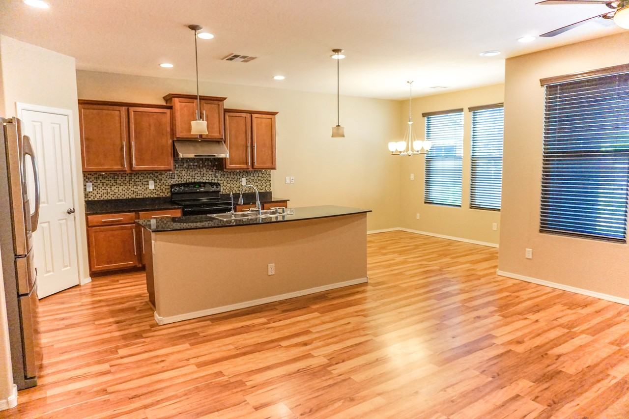 3368 E Marlene Dr - Photo 3 of 20