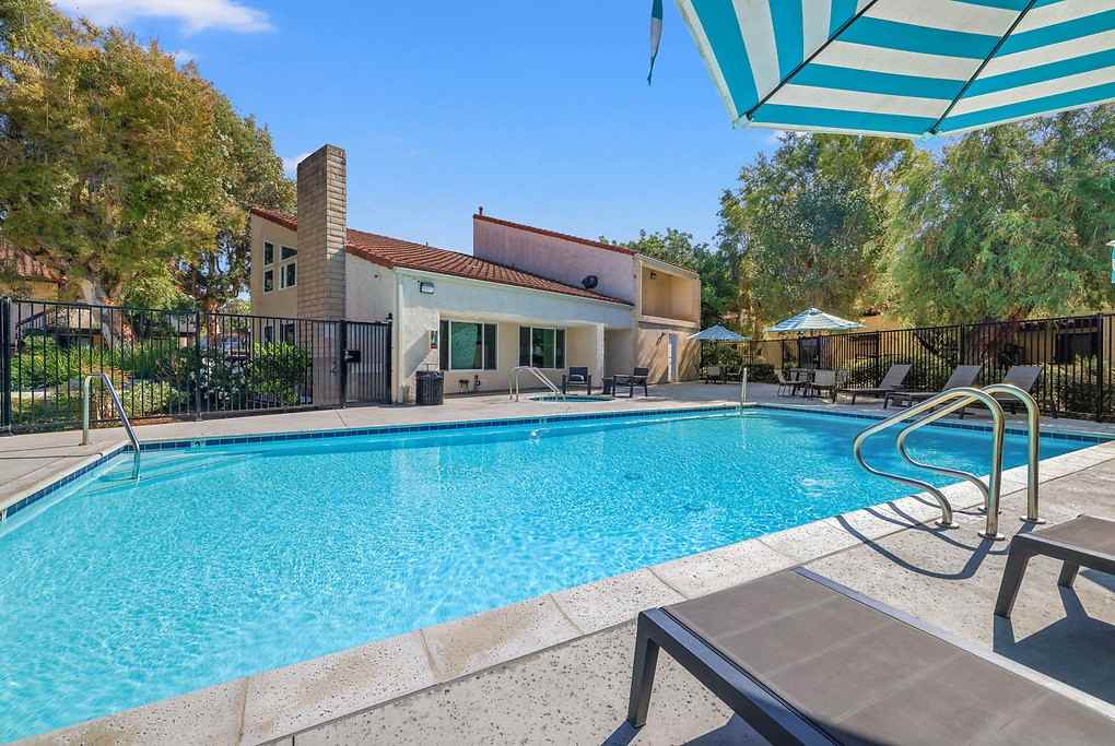 Camarillo Oaks - Photo 4 of 40