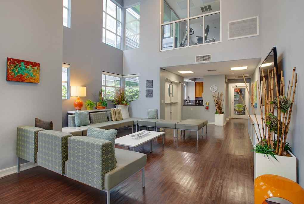 Park Catalina - Photo 7 of 31