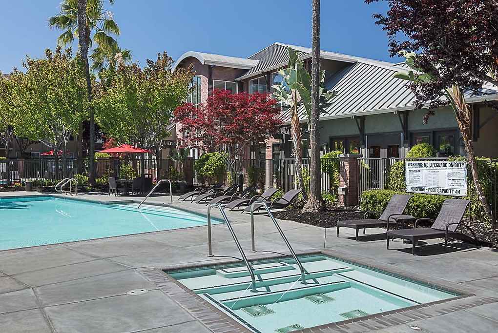 The Esplanade - Photo 2 of 51