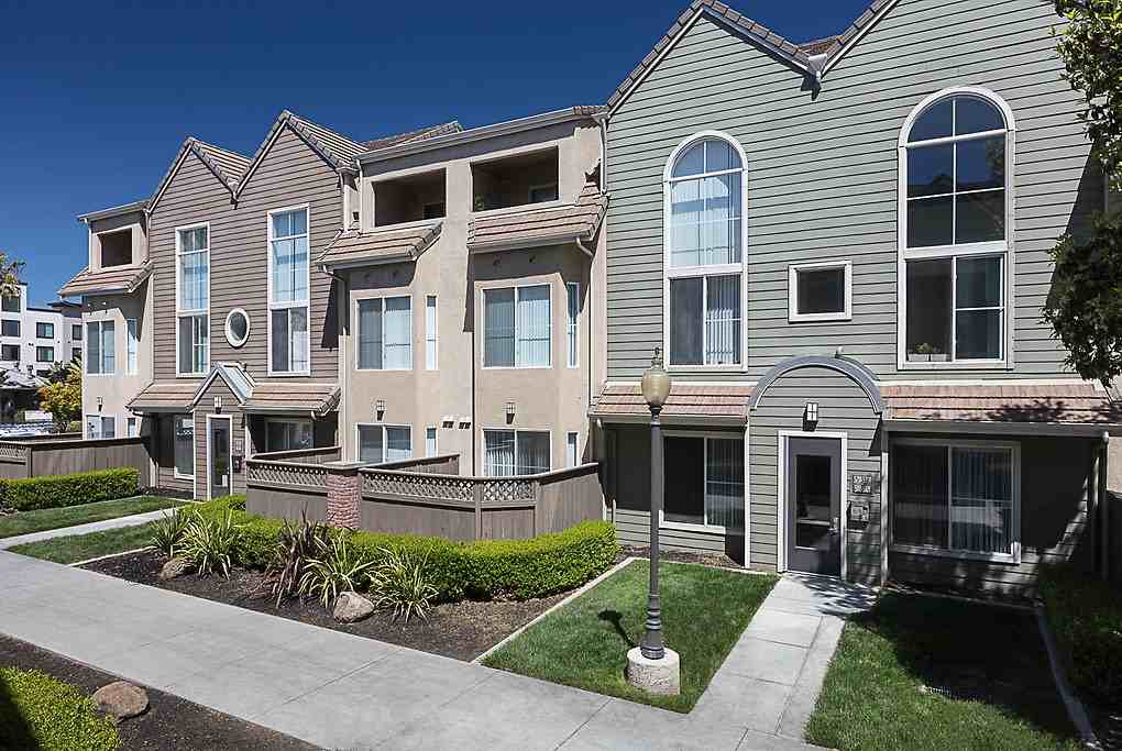 The Esplanade - Photo 7 of 51