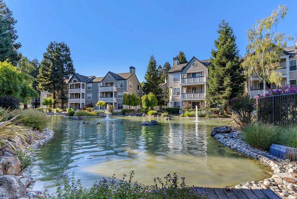 Willow Lake - Photo 2 of 53