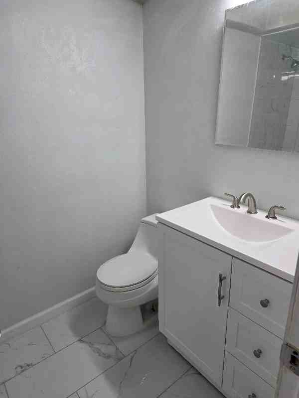 3840 Windsor Gate Rd #A - Photo 4 of 7