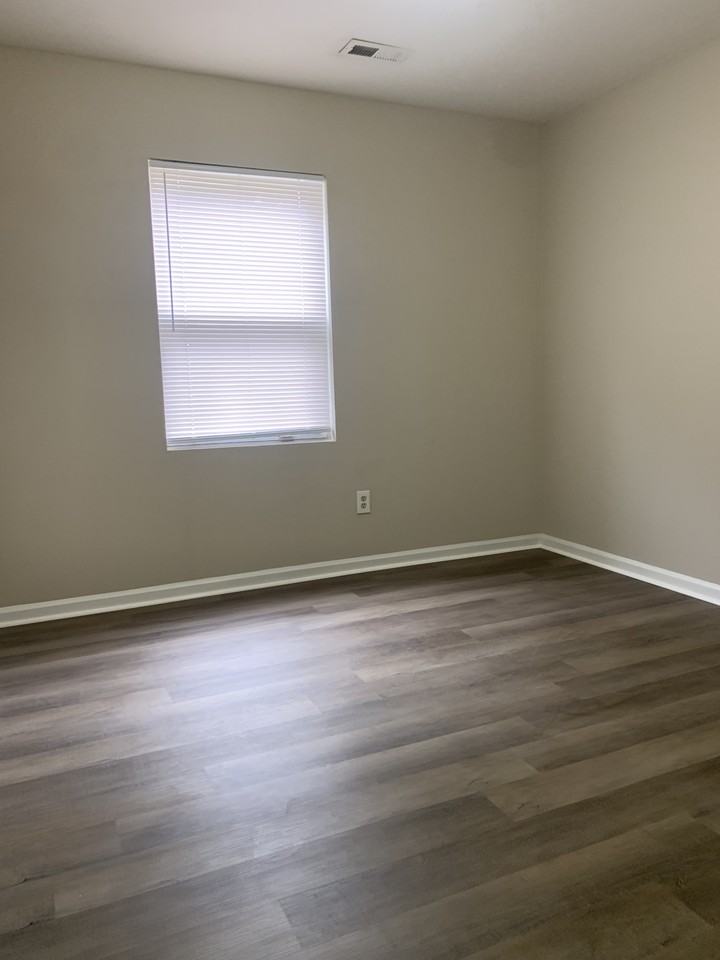 1278 S Hayne St #1 - Photo 4 of 8