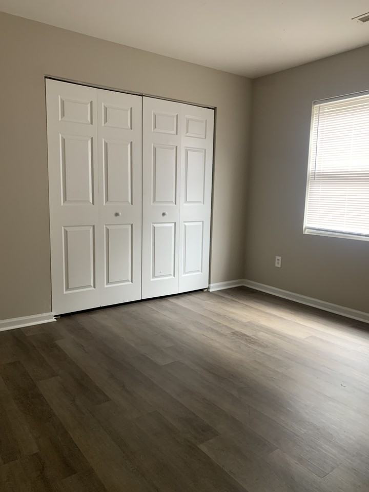 1278 S Hayne St #1 - Photo 6 of 8