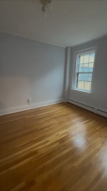 558 Orange St #202 - Photo 6 of 10