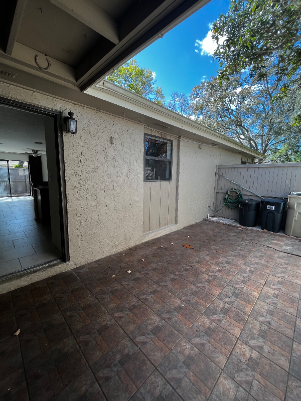 8001 Hibiscus Dr - Photo 6 of 11