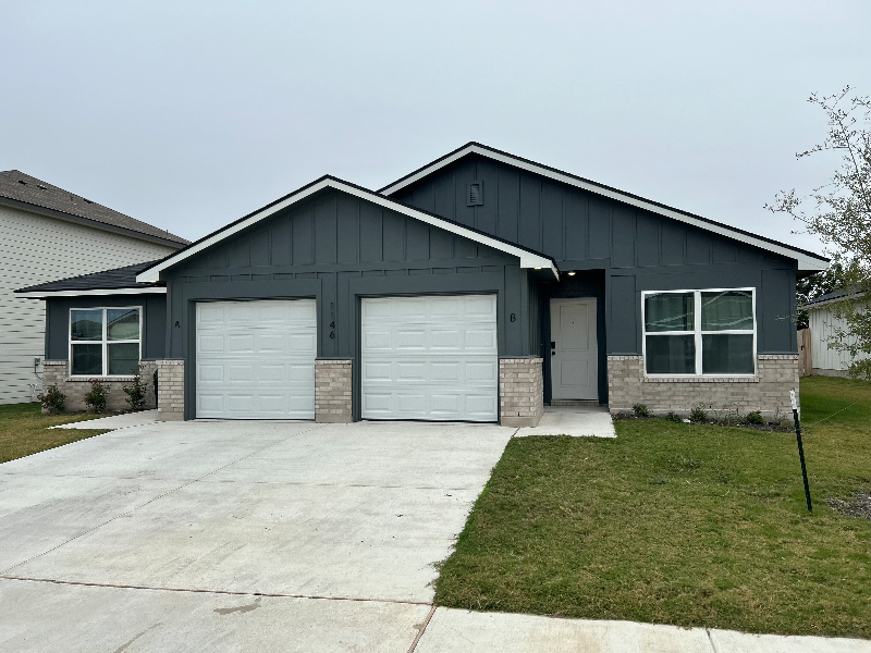 1146 Lindsey Dr #B - Photo 2 of 19