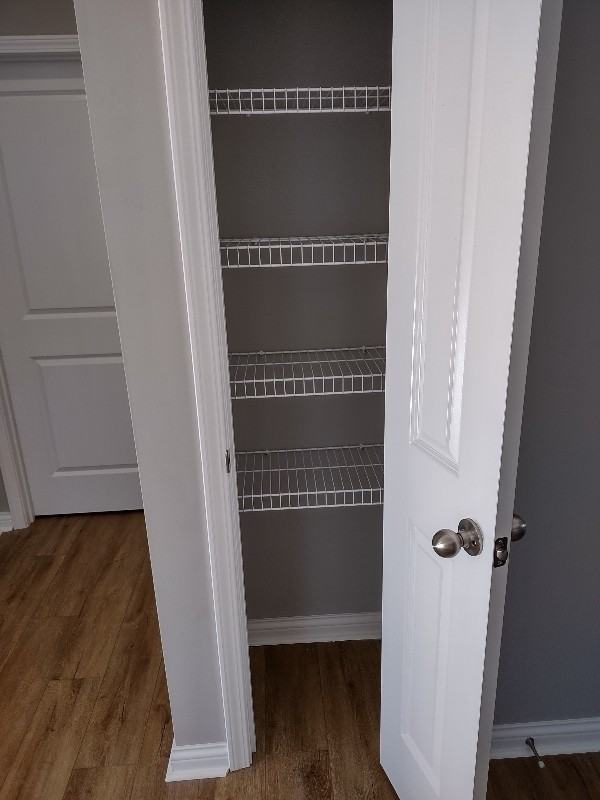 227 E Oak St - Photo 3 of 16