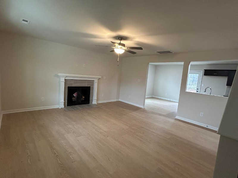 111 Red Maple Pl - Photo 2 of 17