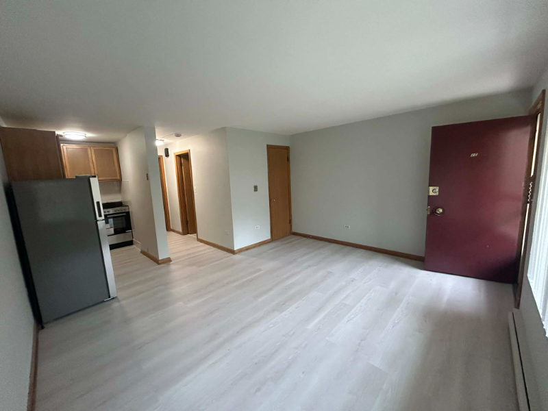 4120 N California Ave #1C - Photo 2 of 10