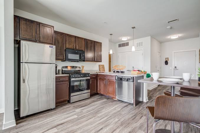 1121 Austin Bluffs Pkwy #340 - Photo 6 of 8