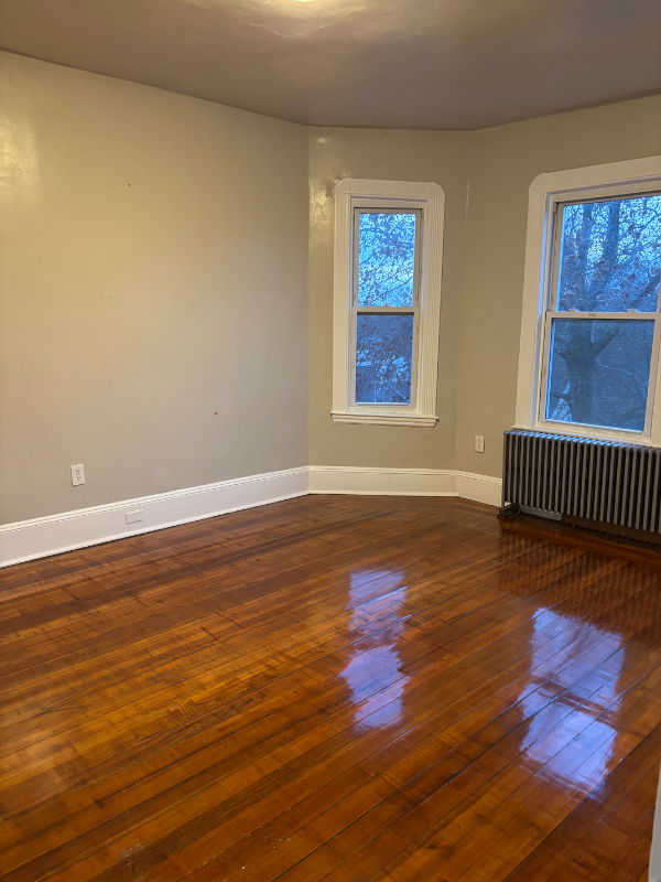 41 Greenock St #3 - Photo 2 of 9