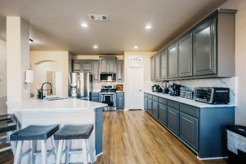 728 Chatsworth Dr - Photo 7 of 20