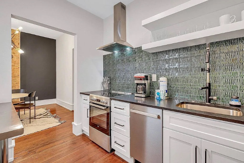 108 E Anderson St #B - Photo 3 of 15