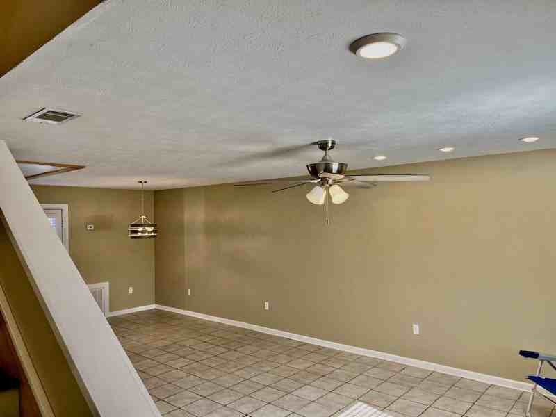 3117 Debra Blvd - Photo 6 of 12