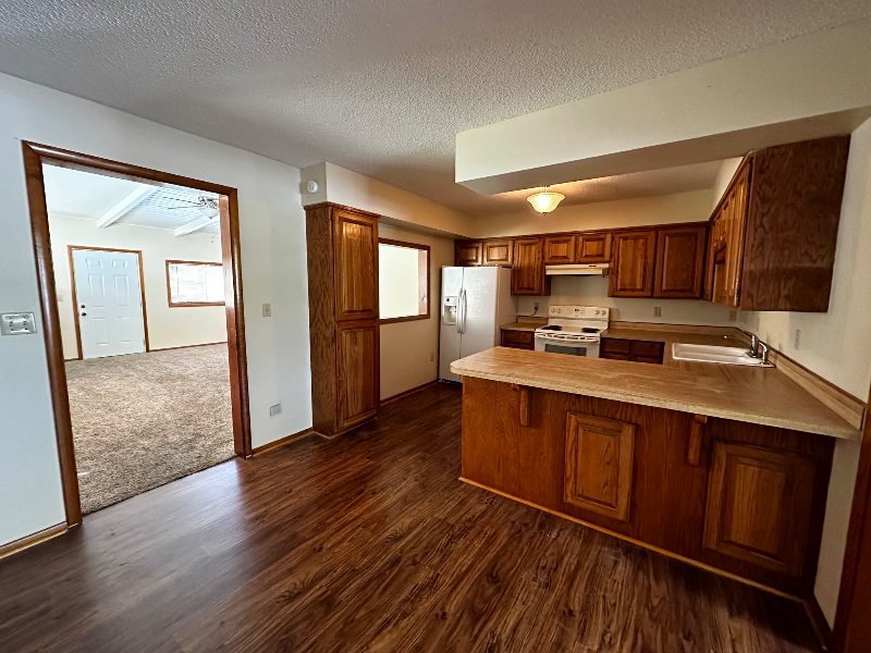 5 Pleasant Ridge Dr #A - Photo 2 of 14