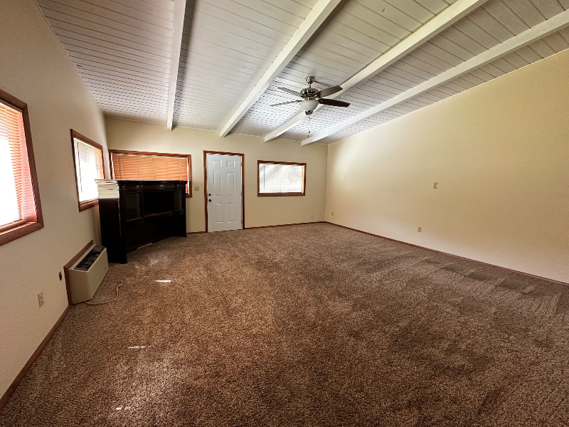 5 Pleasant Ridge Dr #A - Photo 4 of 14