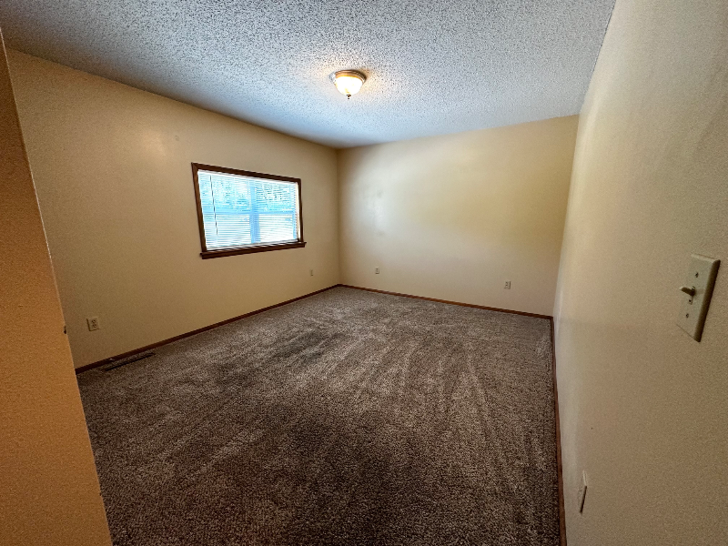 5 Pleasant Ridge Dr #A - Photo 6 of 14