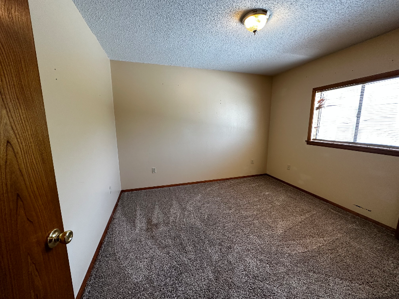 5 Pleasant Ridge Dr #A - Photo 7 of 14