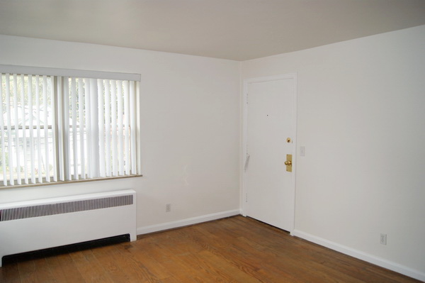 4022 Paxton Ave #C - Photo 2 of 13