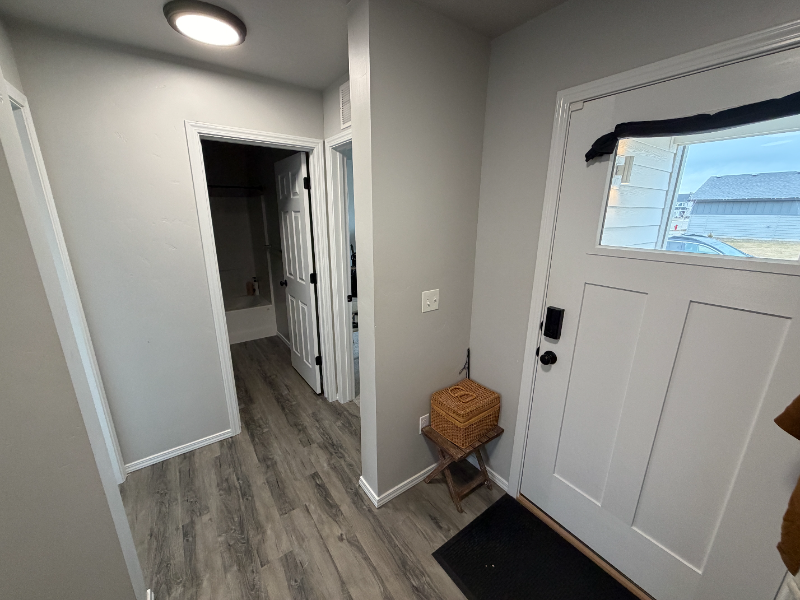 1840 Sw Sparrow Pl - Photo 2 of 22