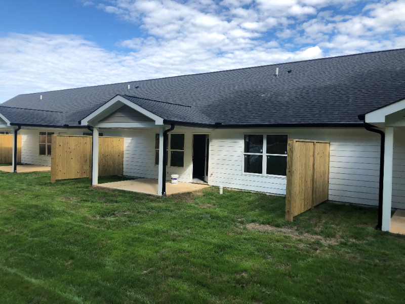 404 Brookstone Dr Unit B - Photo 4 of 4