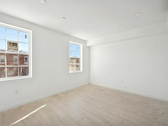 52 N 52nd St #10 - Photo 6 of 20