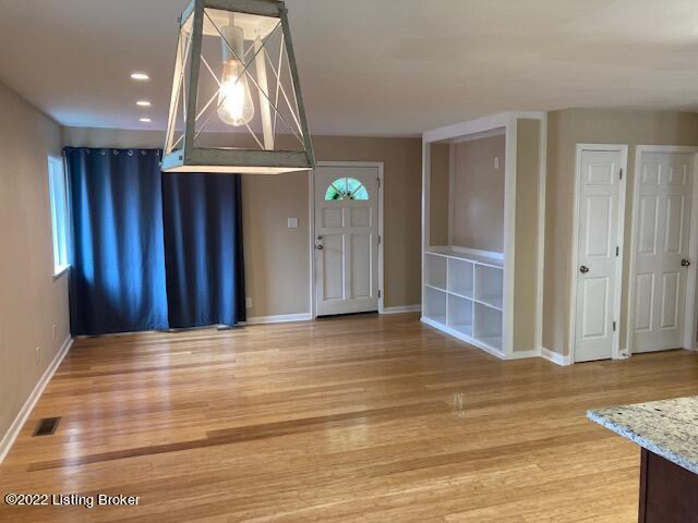 2043 The Meadow Rd - Photo 5 of 5