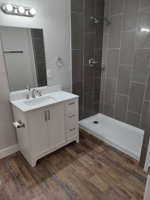 8905 Seacliff St - Photo 5 of 12