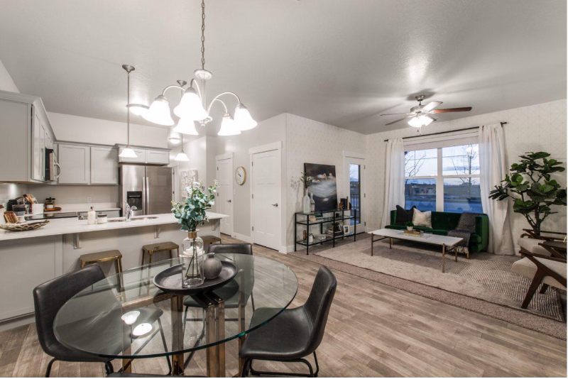 3696 Wn #Q203 - Photo 2 of 20