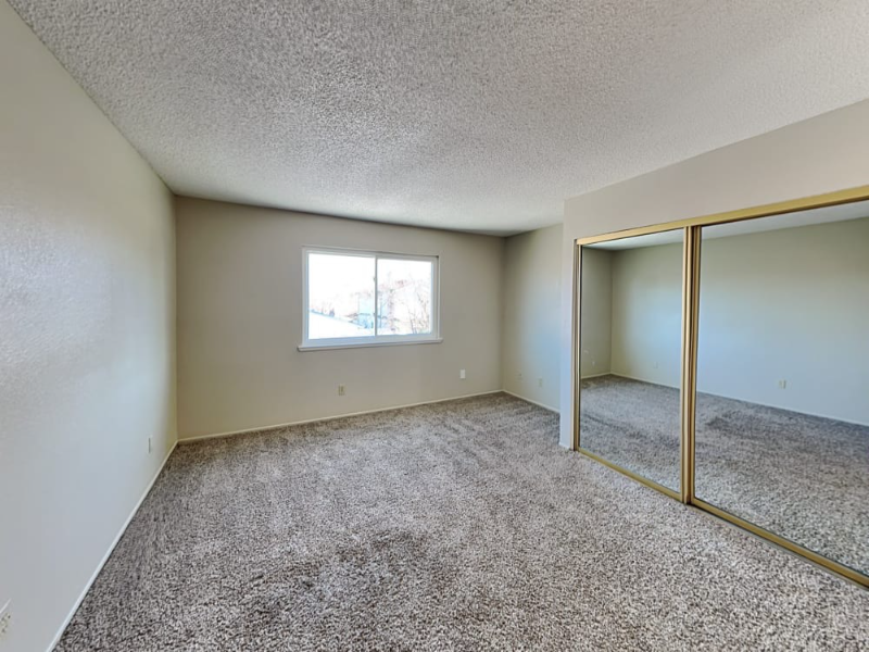 7437 Palmer House Dr - Photo 7 of 13