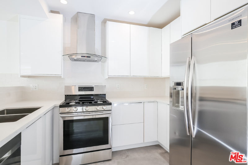 1856 S Curson Ave #1 - Photo 2 of 13