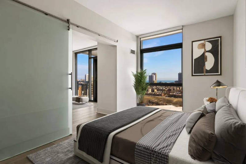 1487 N Halsted St - Photo 4 of 16