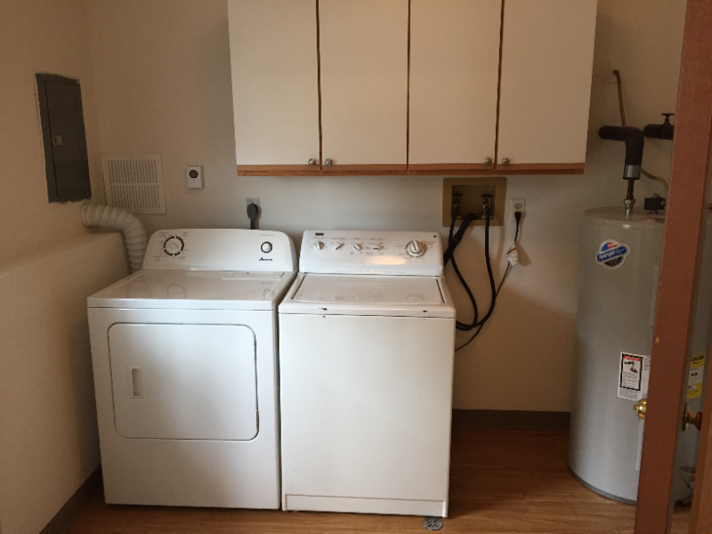 512 Powers Ct #A - Photo 2 of 8