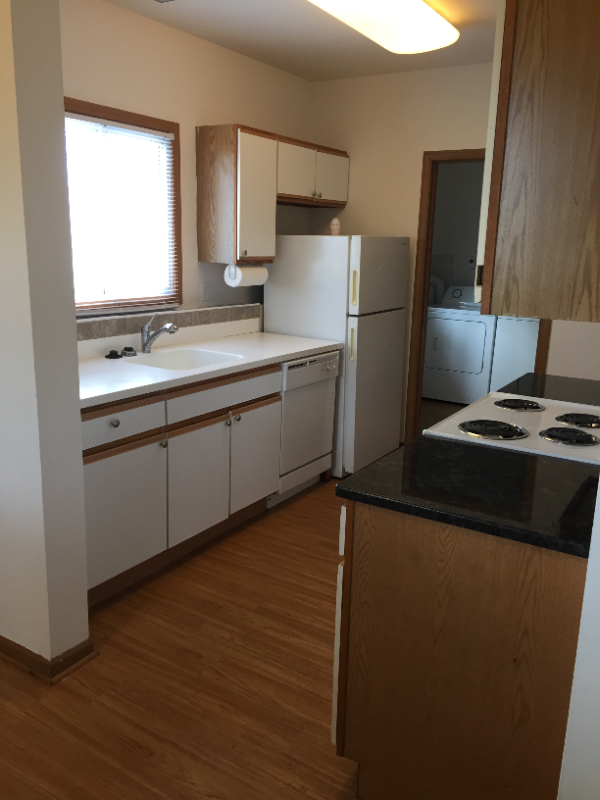 512 Powers Ct #A - Photo 3 of 8