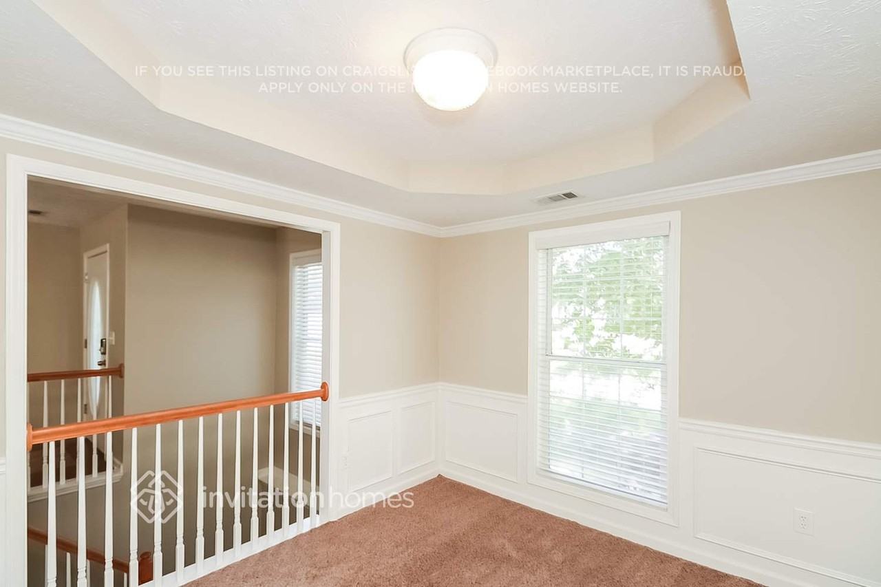 48 Fenwick Ct - Photo 2 of 8