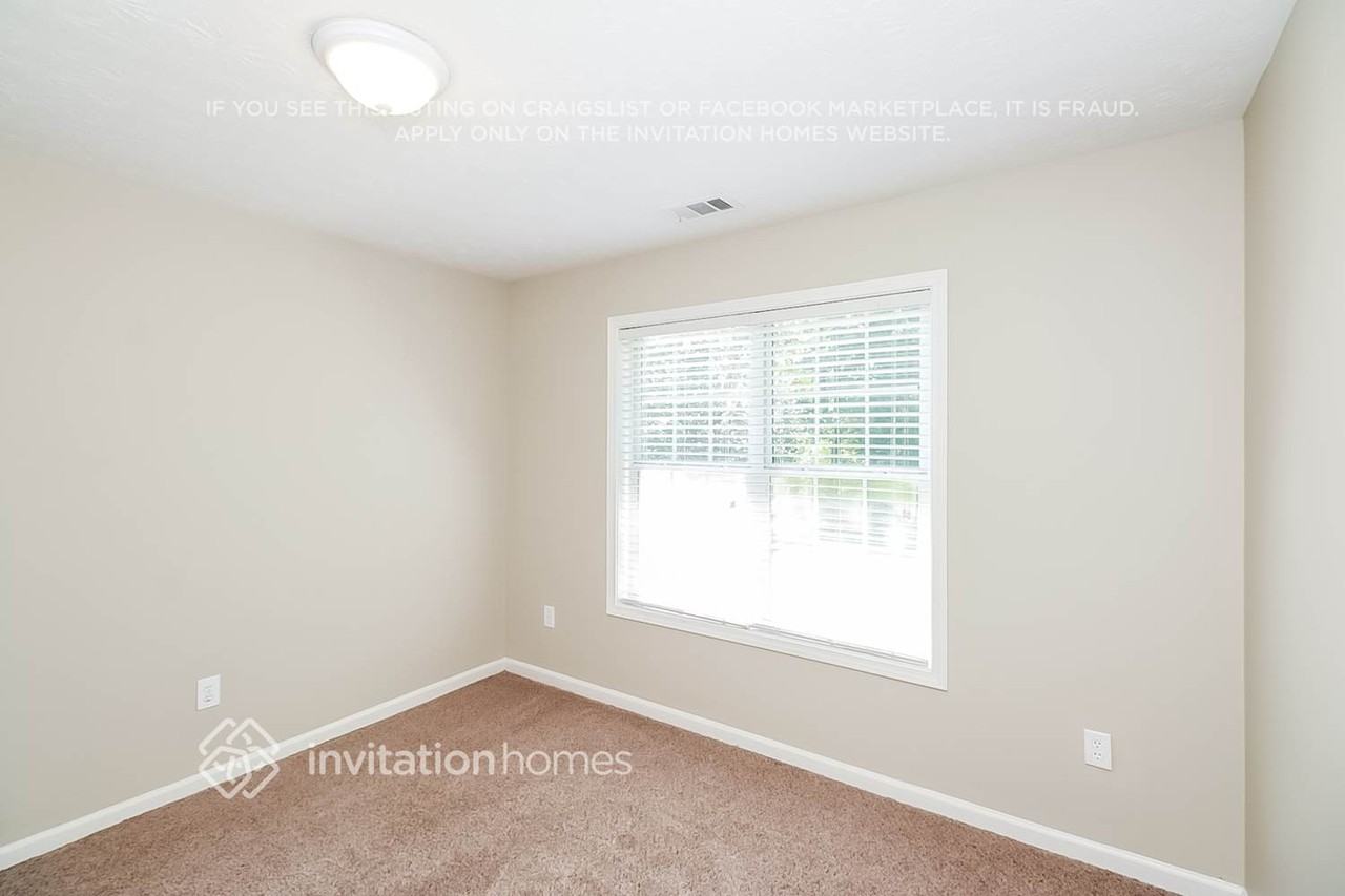 48 Fenwick Ct - Photo 5 of 8