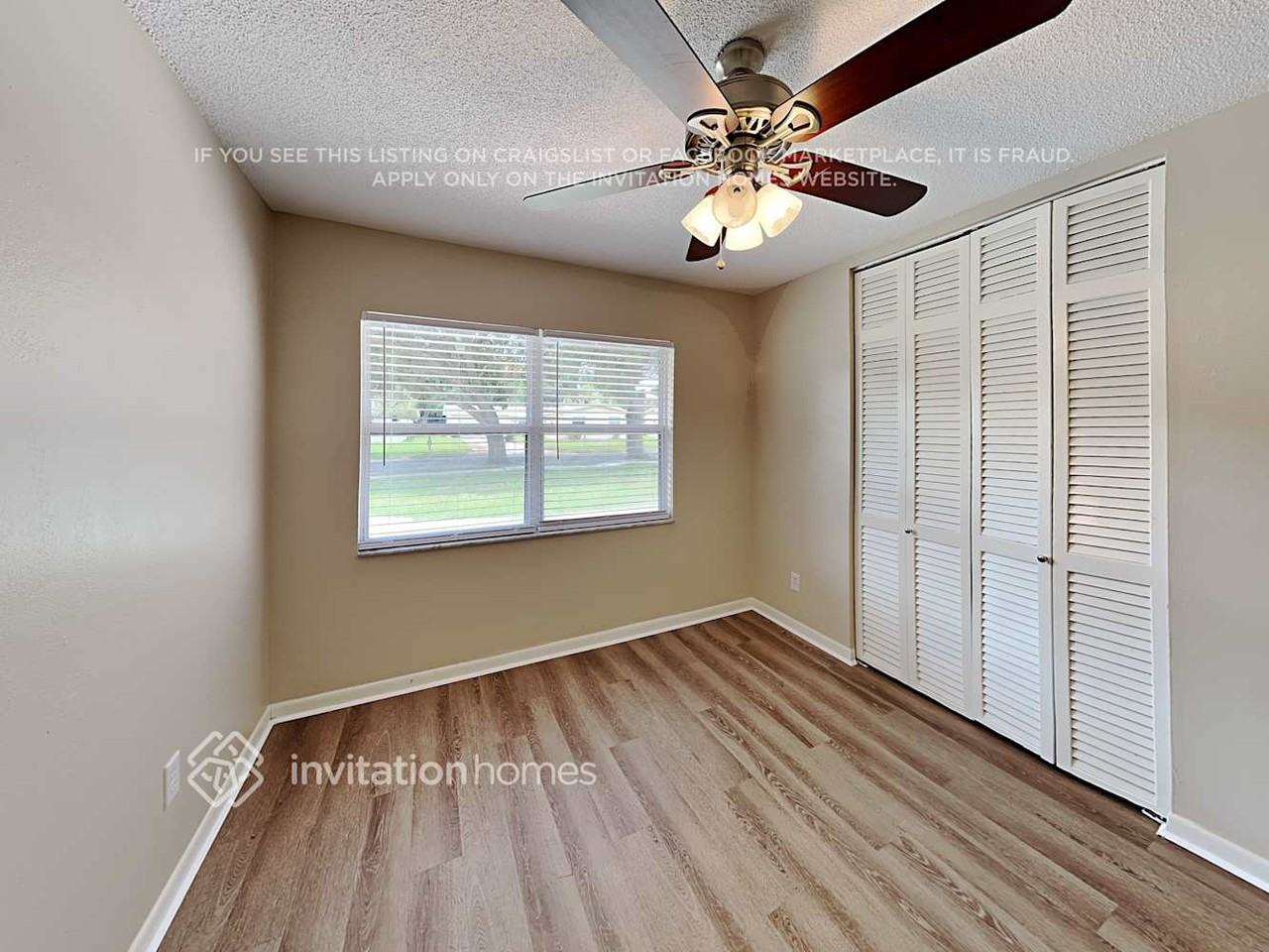 2240 Kansas St - Photo 3 of 11