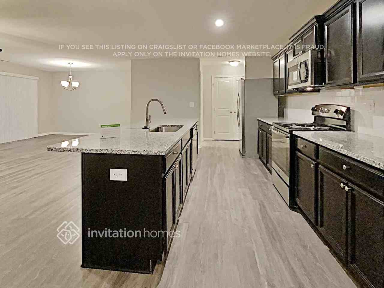 1831 Hooper Ct - Photo 7 of 24