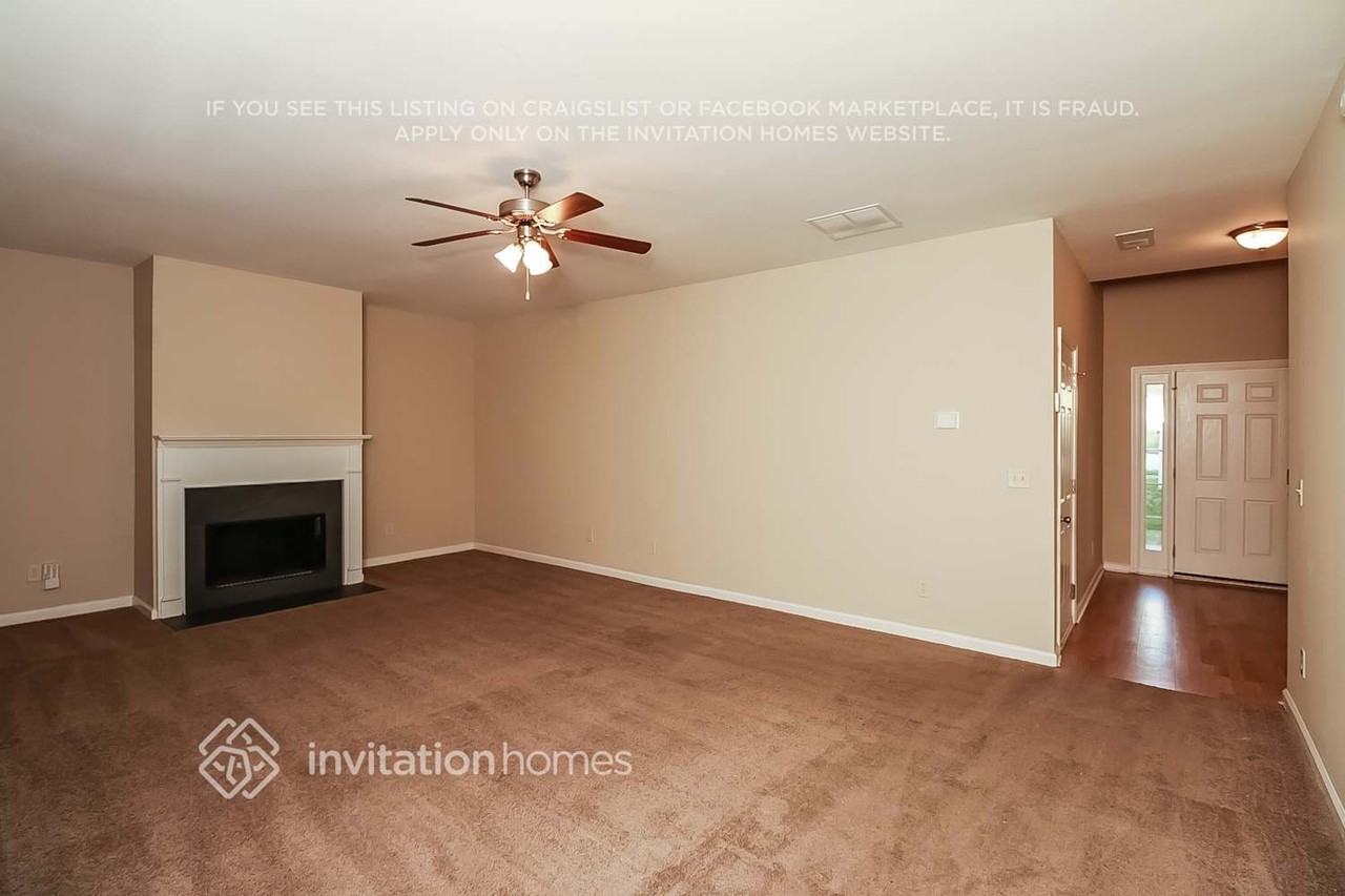 3021 Leatherleaf Trl - Photo 5 of 21