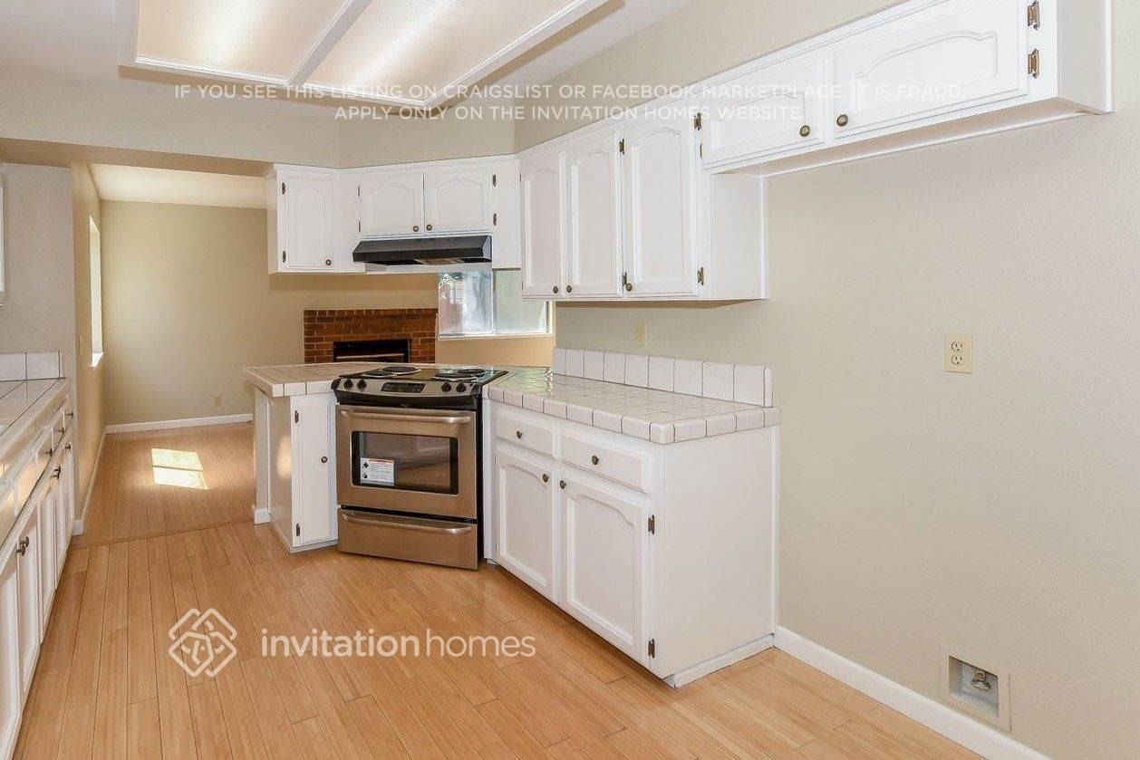 8205 Silverside Dr - Photo 7 of 16