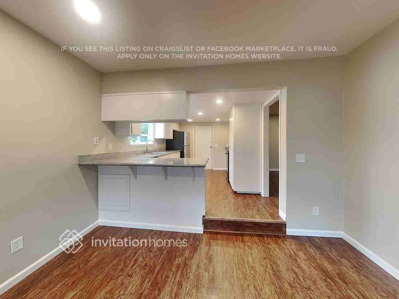 1036 Breton Dr - Photo 3 of 15