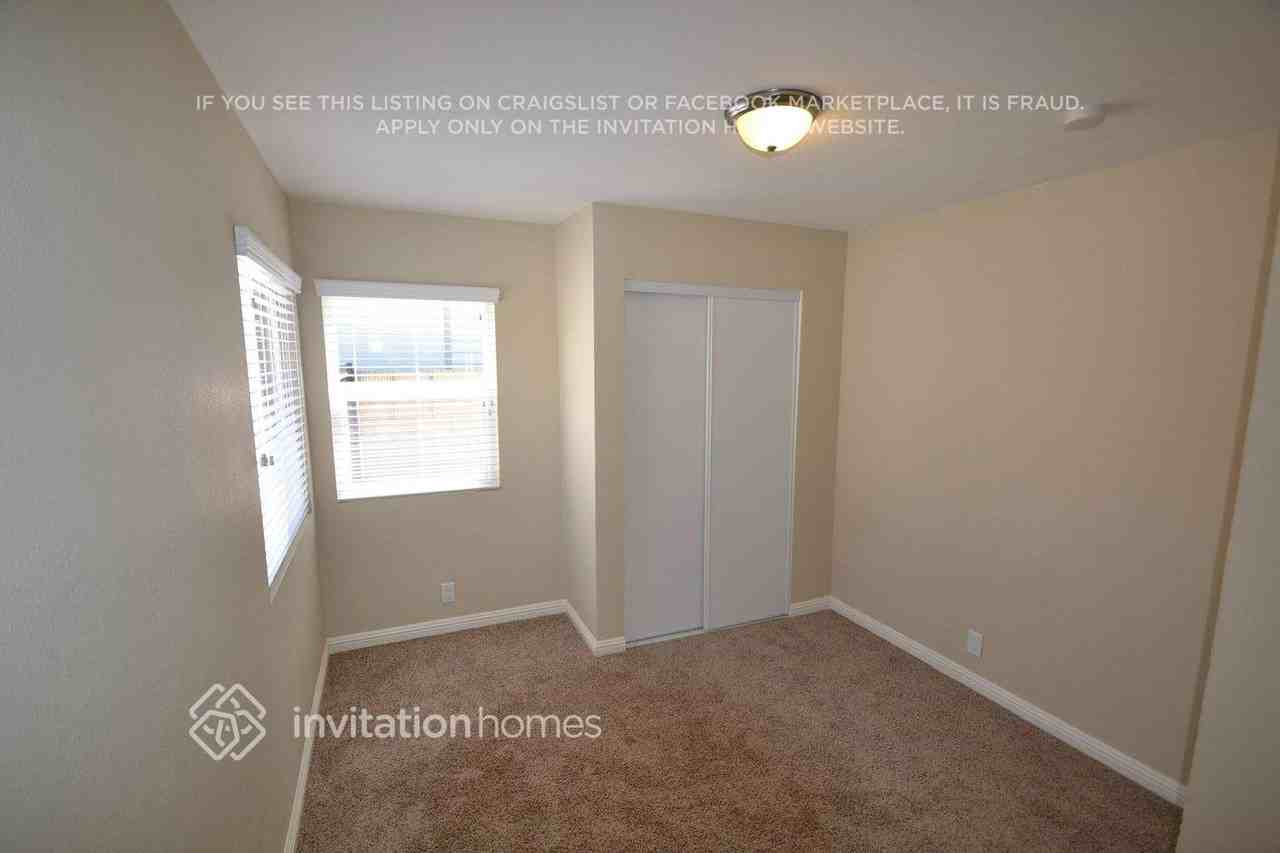 22310 Devlin Ave - Photo 6 of 13