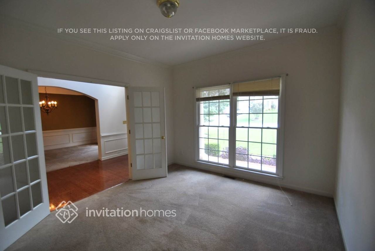 6358 Greenock Dr - Photo 3 of 13