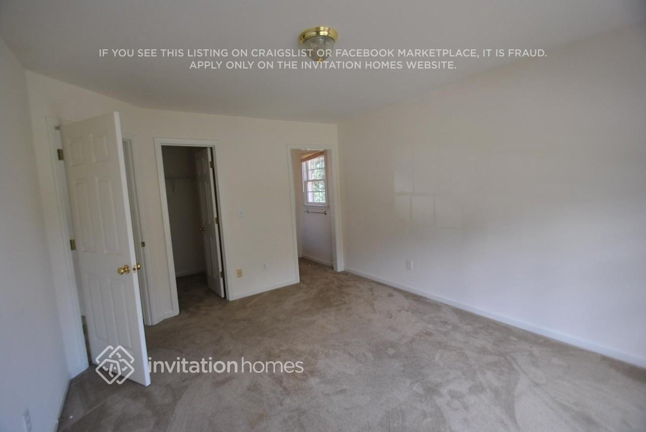 6358 Greenock Dr - Photo 7 of 13