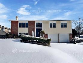 640 N Ashbury Ave - Photo 1 of 1