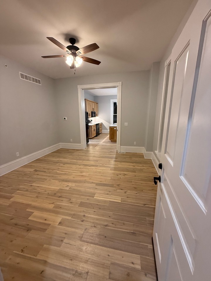 45 E 17th St #101 - Photo 2 of 8