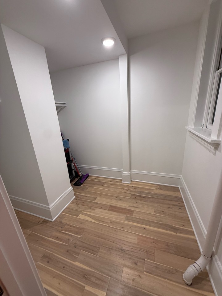 45 E 17th St #101 - Photo 4 of 8