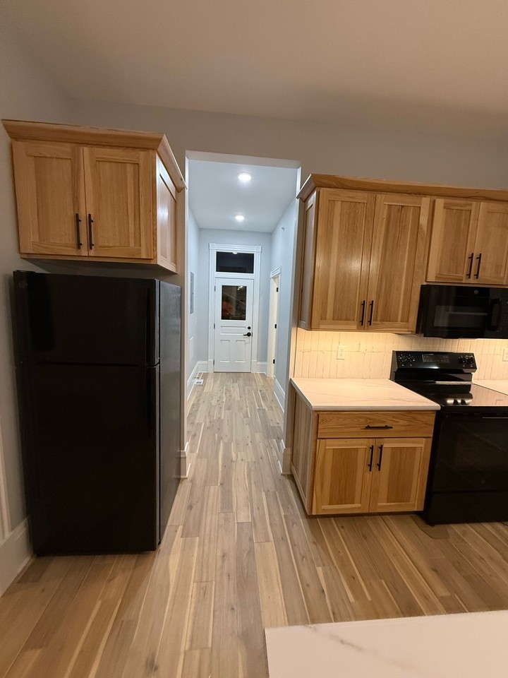 45 E 17th St #101 - Photo 6 of 8